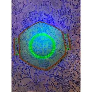 Gorgeous gold-edged uranium glass plate, Vaseline glass. Vintage.